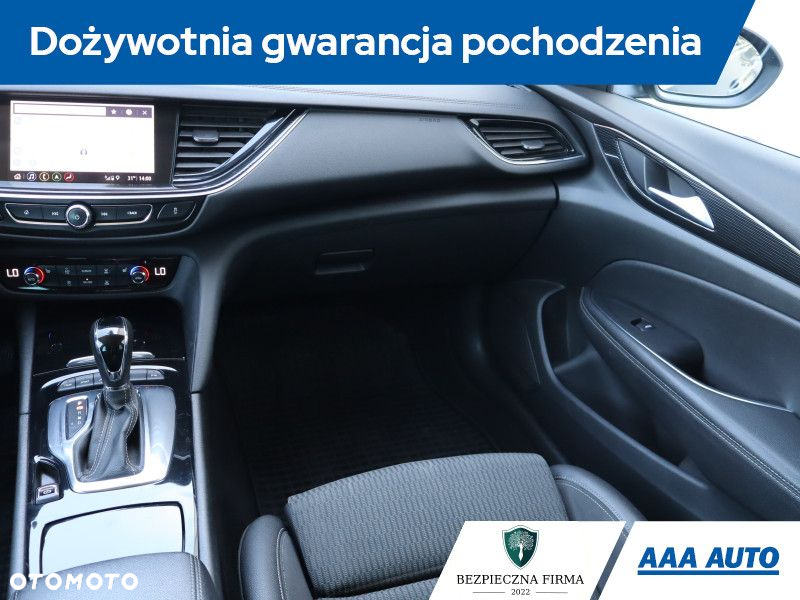 Opel Insignia - 9