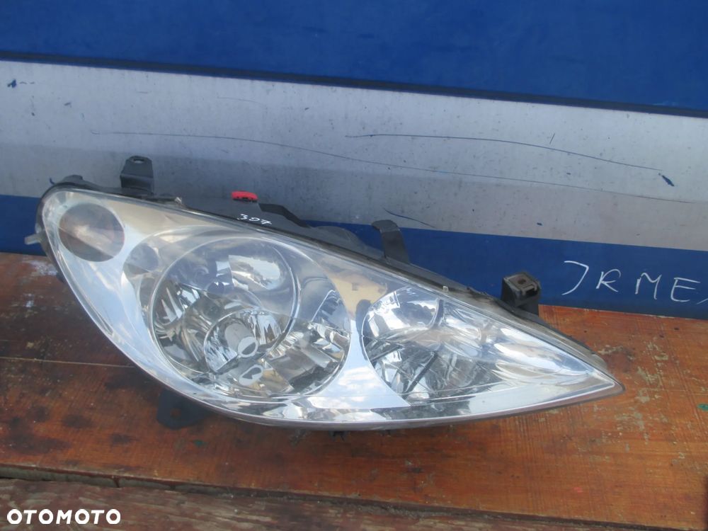 lampa Peugeot 307 halogen Valeo Europa - 1