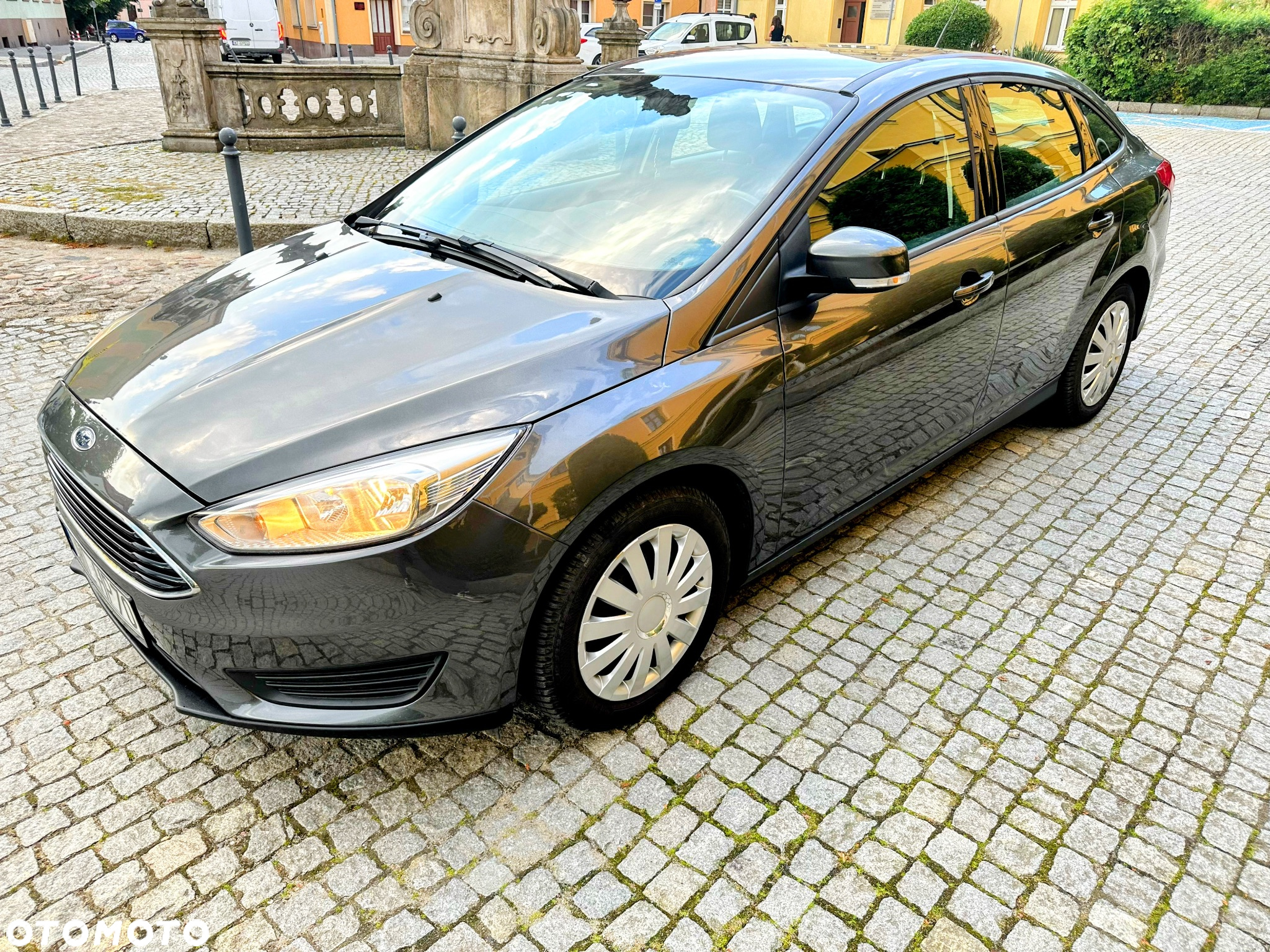 Ford Focus 1.6 Trend - 2
