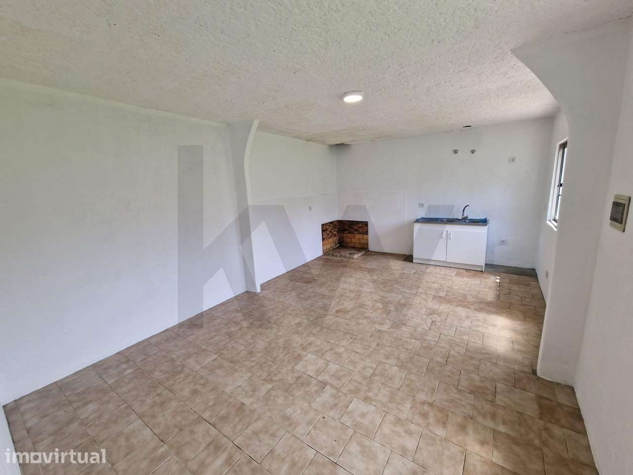 Terreno com Benfeitorias – 530 m2 – Arrifana, Santa Maria da Feira - Grande imagem: 4/17