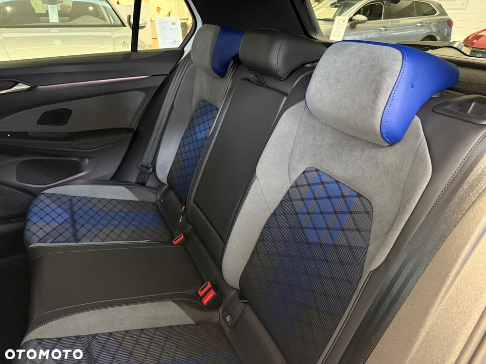 Volkswagen Golf 2.0 TSI 4Motion R DSG - 29