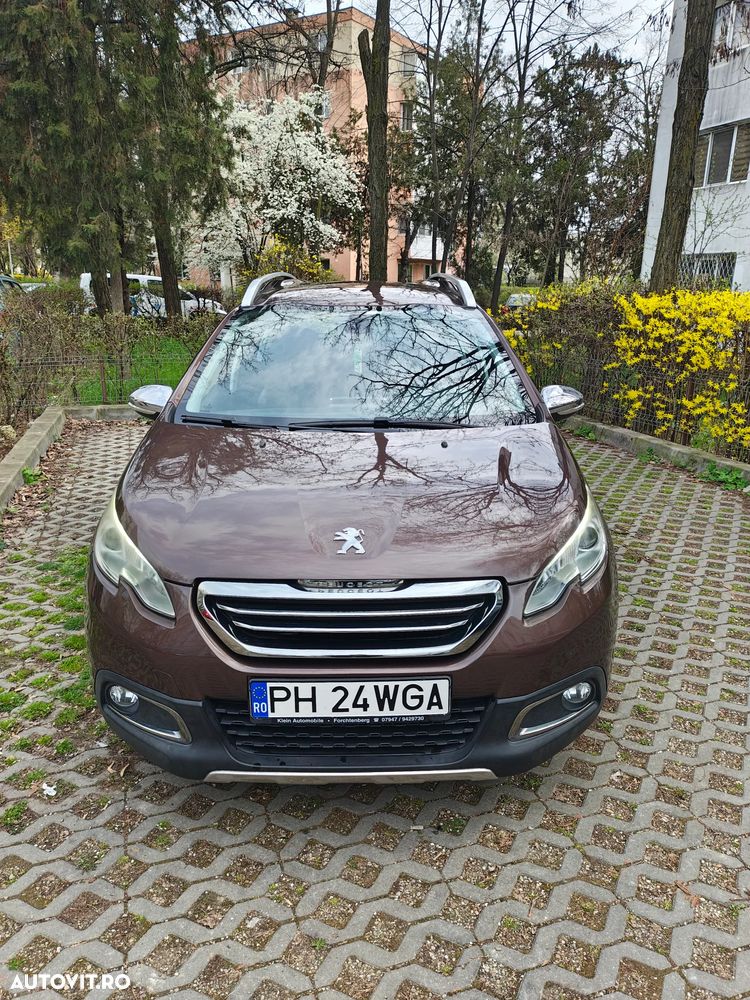 Peugeot 2008 1.2 VTi Allure - 1