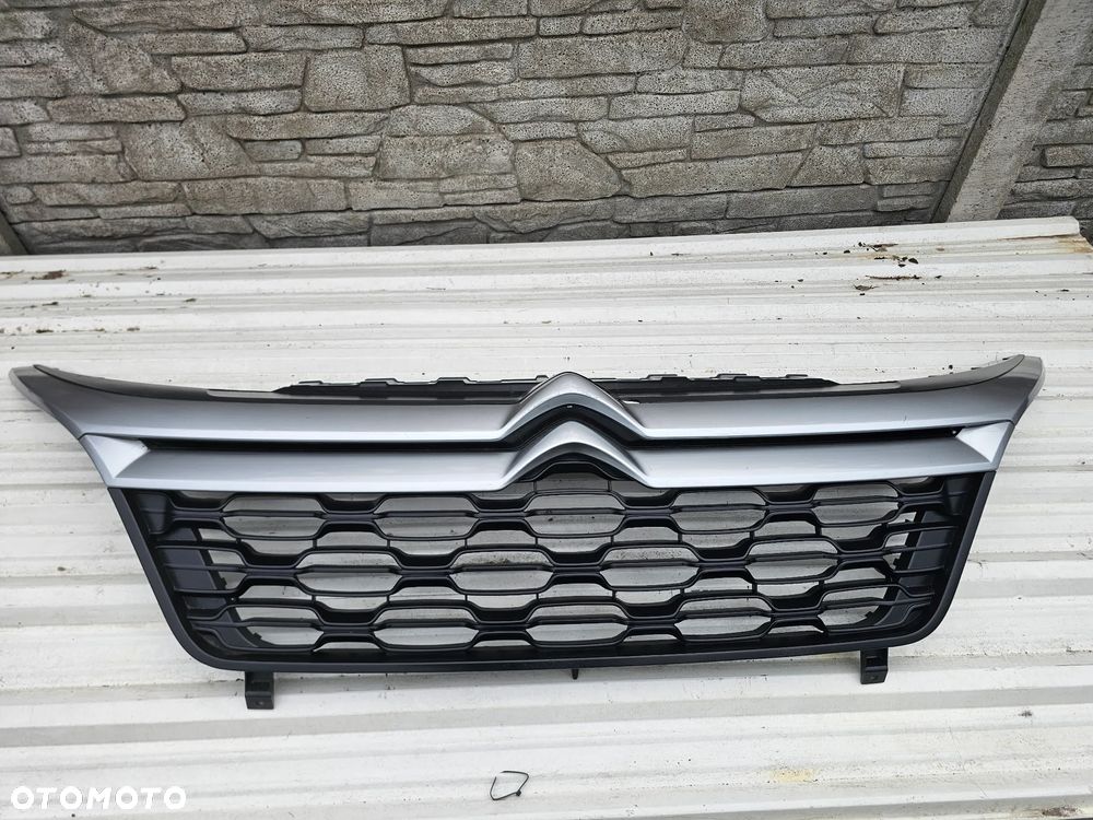 Citroen jumper 3 III 14r lift  kratka atrapa grill w ZDERZAK PRZOD - 1