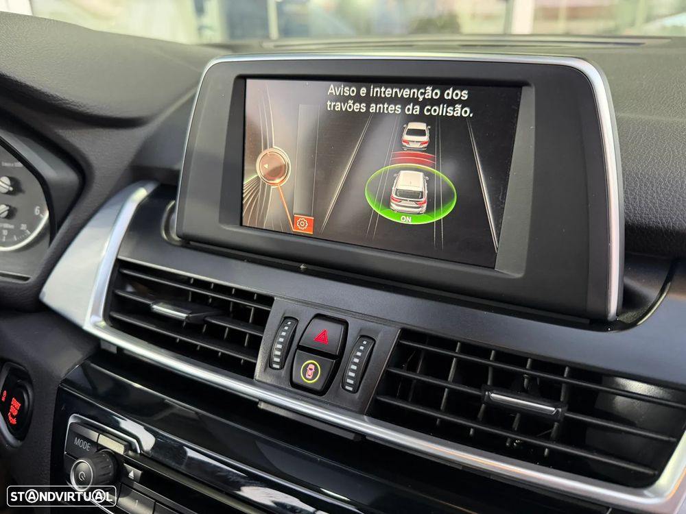 BMW 218 Gran Tourer d Sport Line - 14