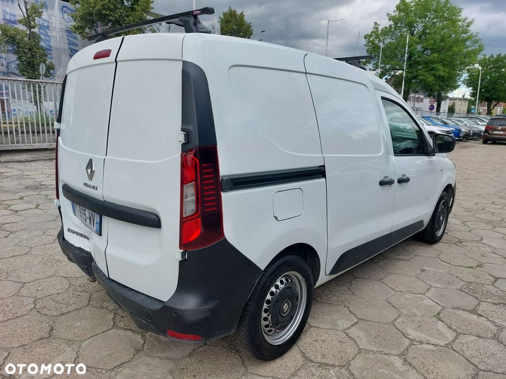 Renault Express - 9