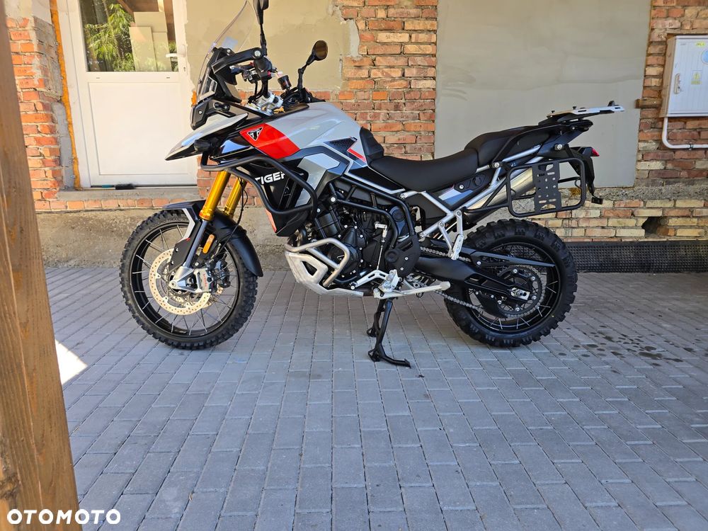 Triumph Tiger - 8