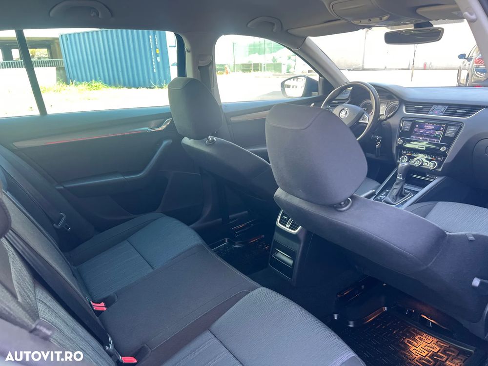 Skoda Octavia 1.6 TDI DSG Ambition - 25