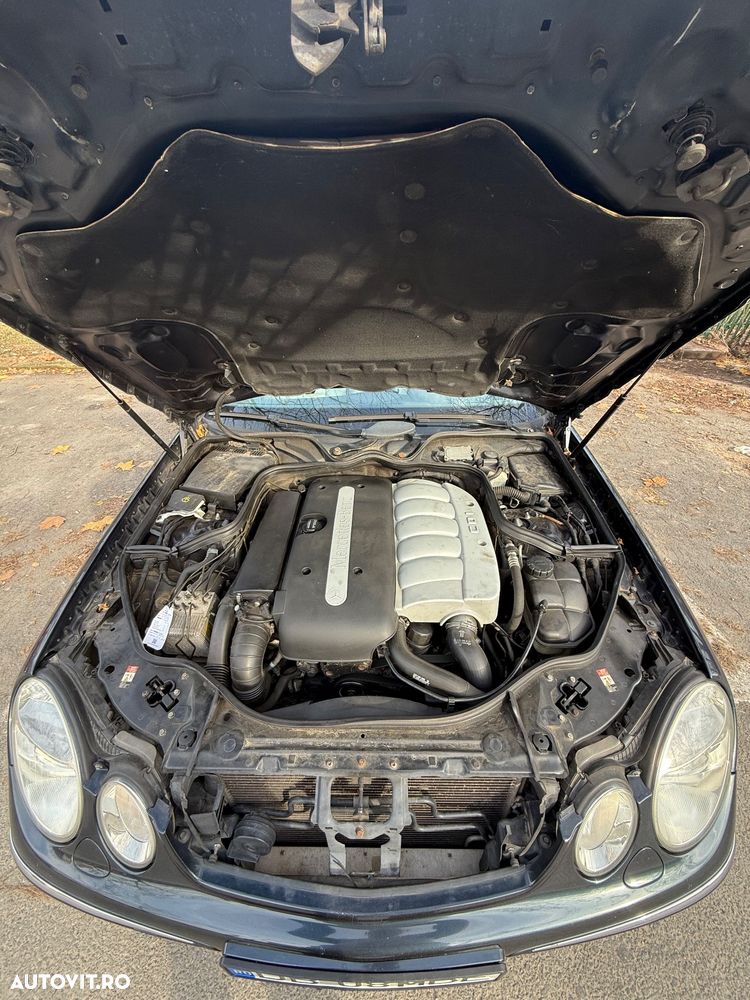 Mercedes-Benz E - 10
