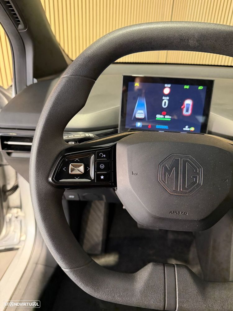 MG MG4 51 kWh Standard - 10