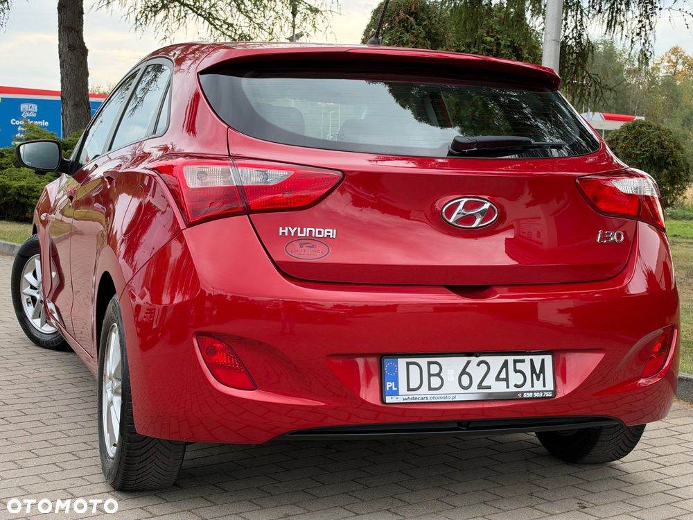 Hyundai i30 blue 1.4 Passion - 26