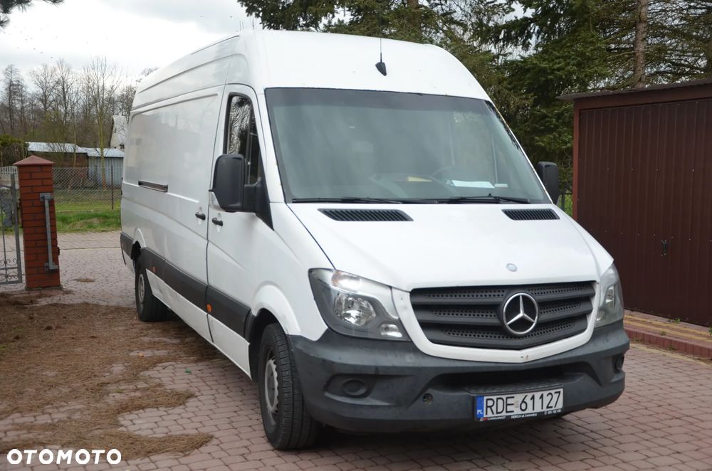 Mercedes-Benz Sprinter - 1