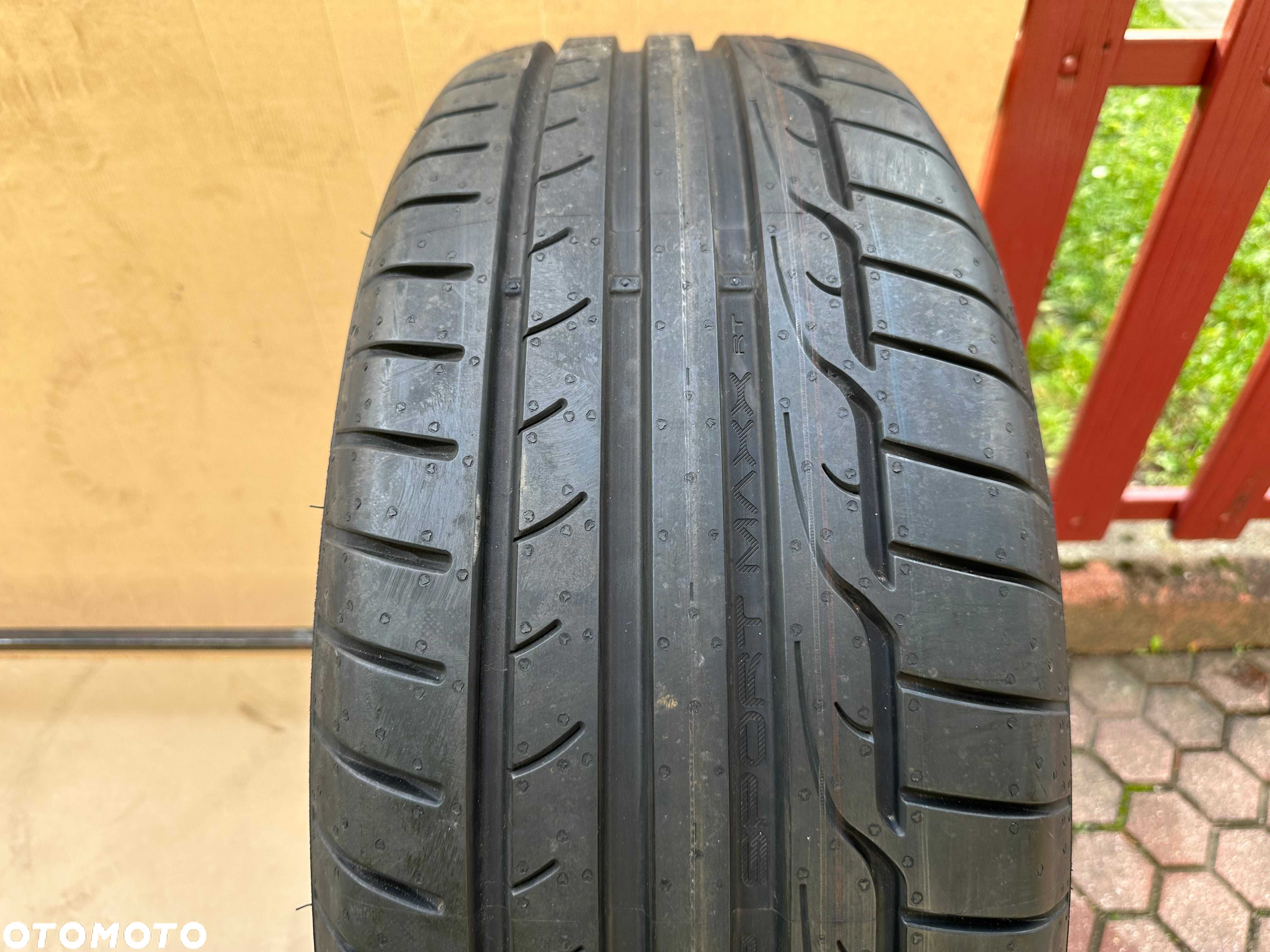 Opona Dunlop Sport Maxx RT 235/55R19 101W 2015 - 2