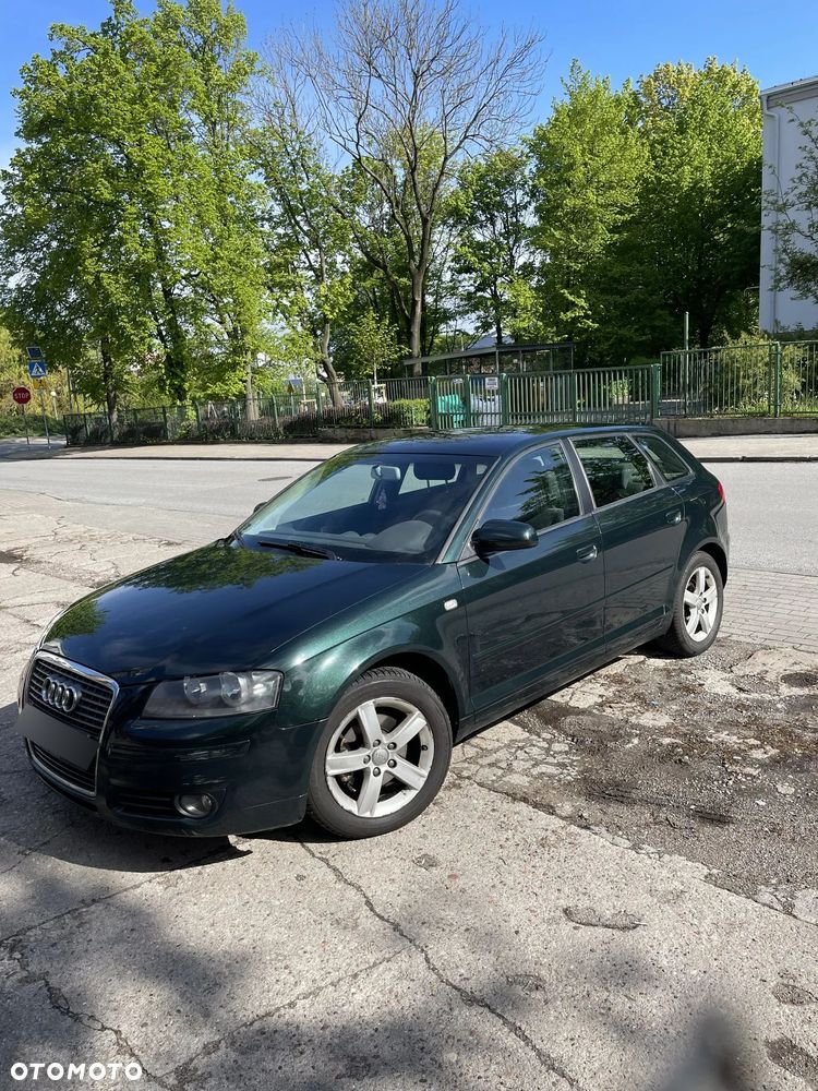 Audi A3 Sportback 1.6 FSI Ambiente - 1