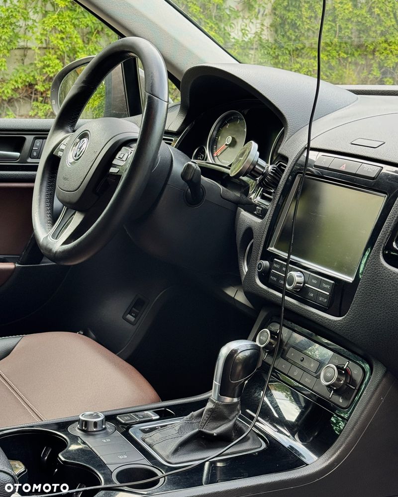 Volkswagen Touareg 3.0 V6 TDI BMT - 7