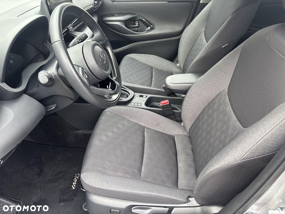 Toyota Yaris Hybrid 1.5 Style - 10