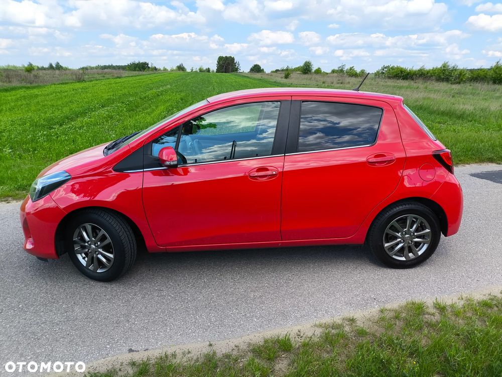 Toyota Yaris 1.33 VVT-i Executive - 16