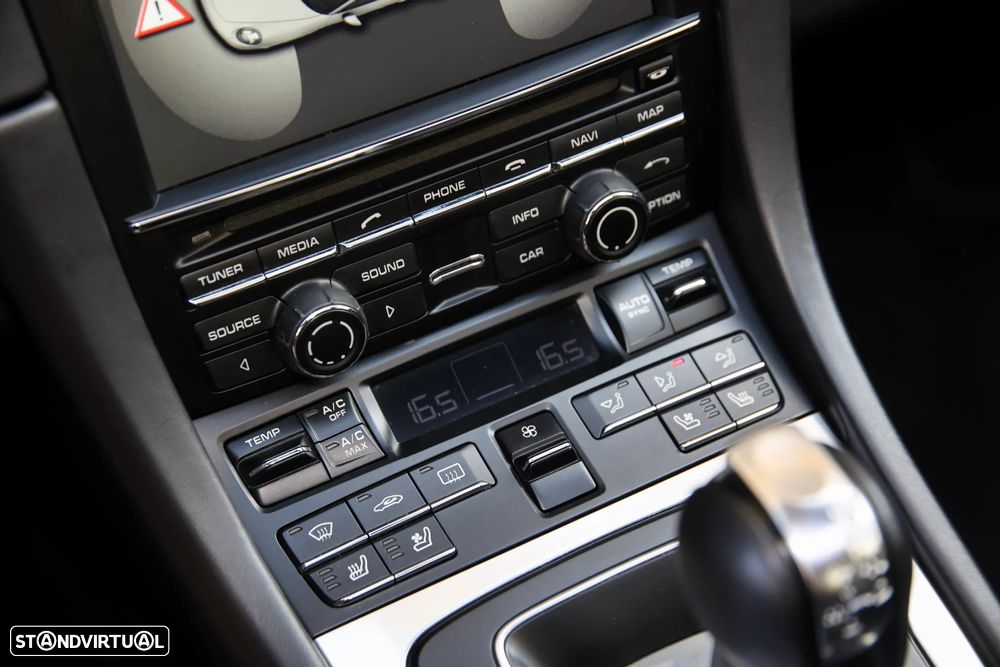 Porsche 911 (991) Carrera 4 S PDK - 24