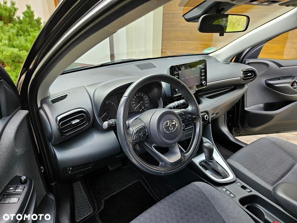 Toyota Yaris - 18