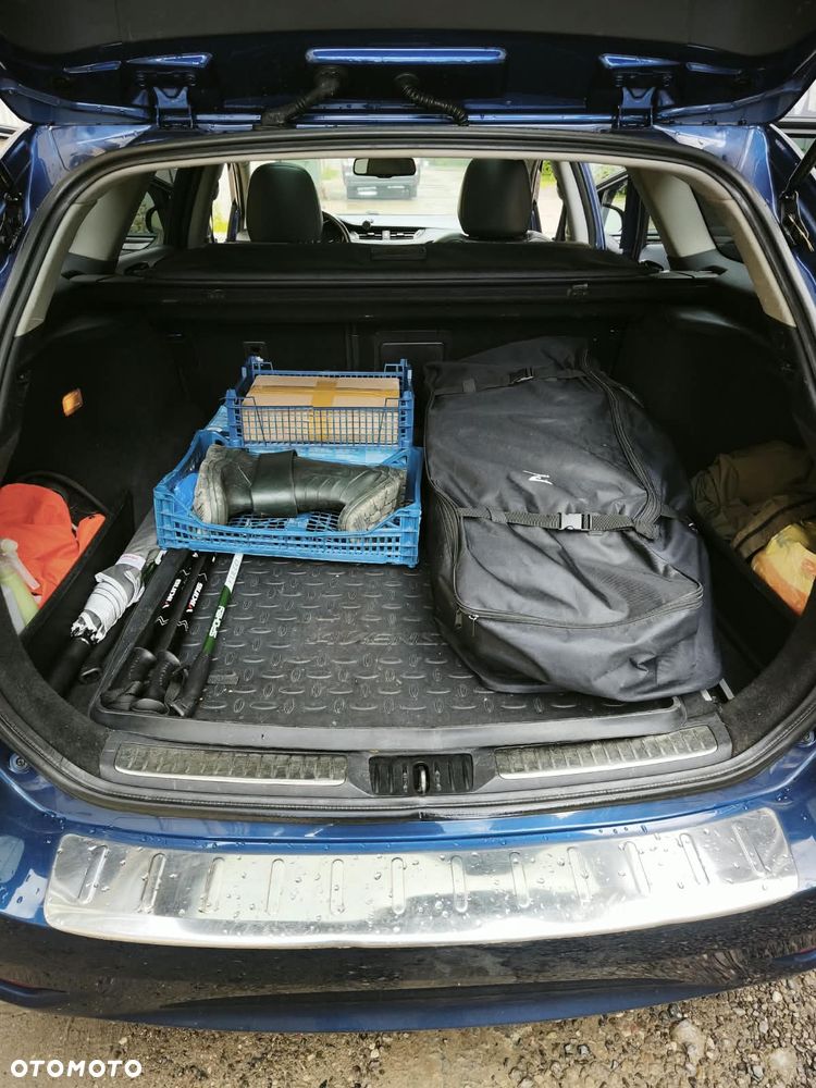 Toyota Avensis 2.0 D-4D Prestige - 20