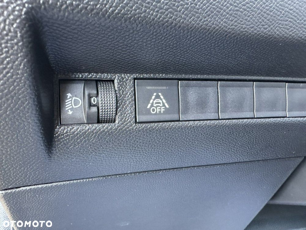 Peugeot 208 PureTech 75 Active - 17