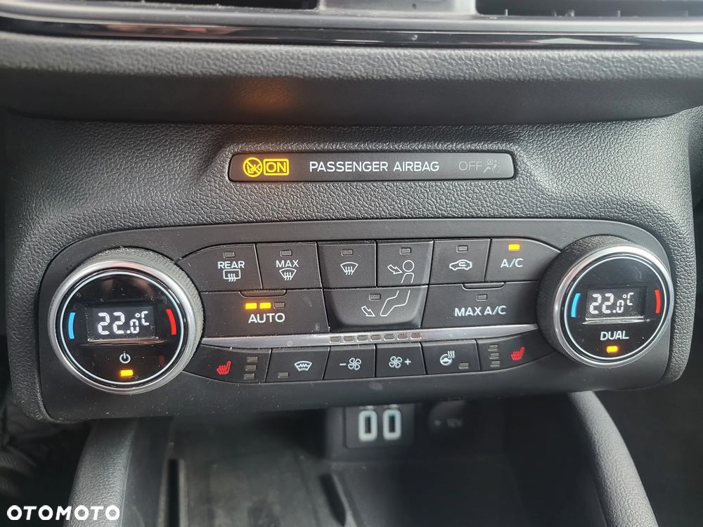 Ford Focus 2.0 EcoBlue ST - 22