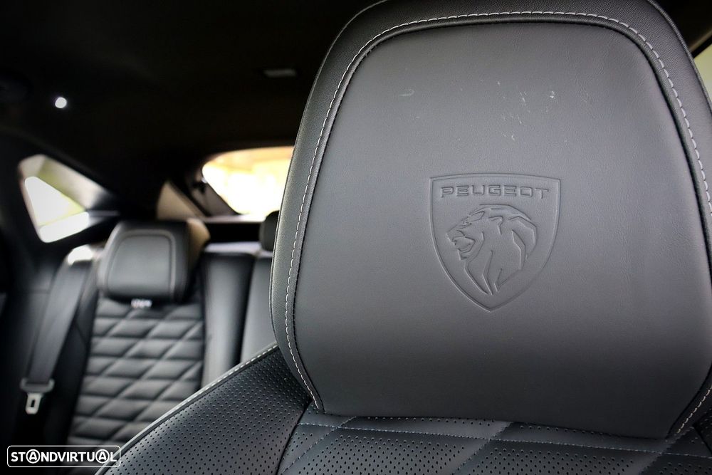 Peugeot E-3008 73 kWh GT - 17