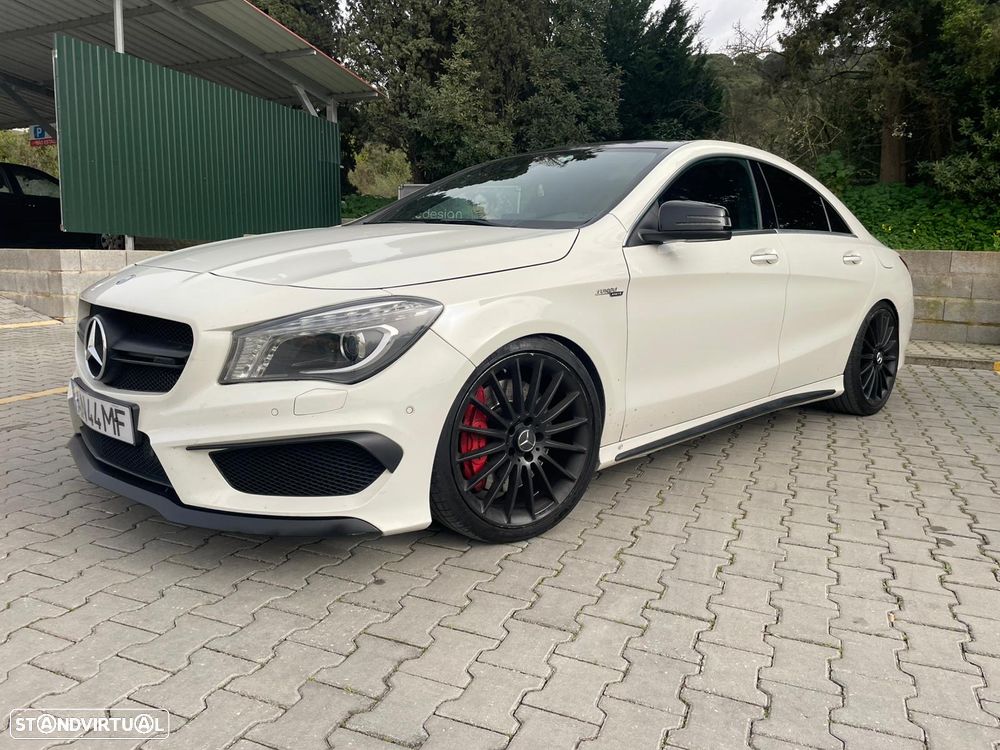 Mercedes-Benz CLA 45 AMG 4-Matic - 3