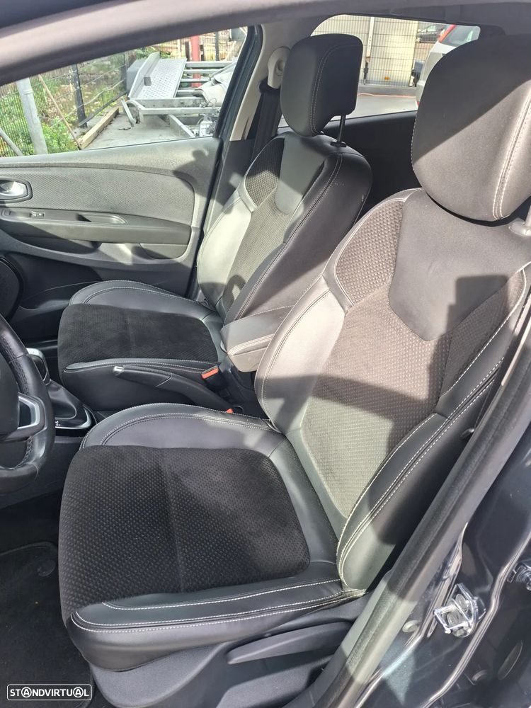 Renault Clio Sport Tourer Energy dCi 90 EDC Limited - 8