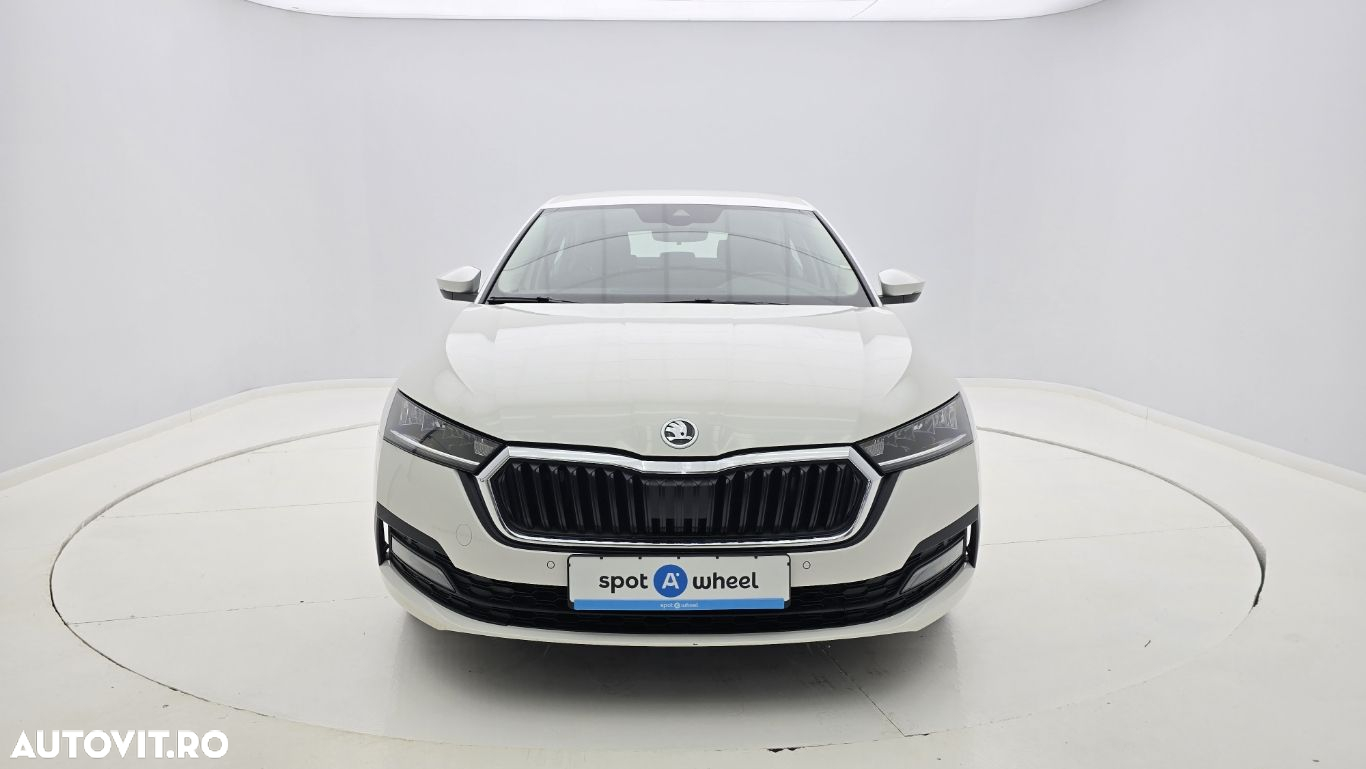 Skoda Octavia - 2