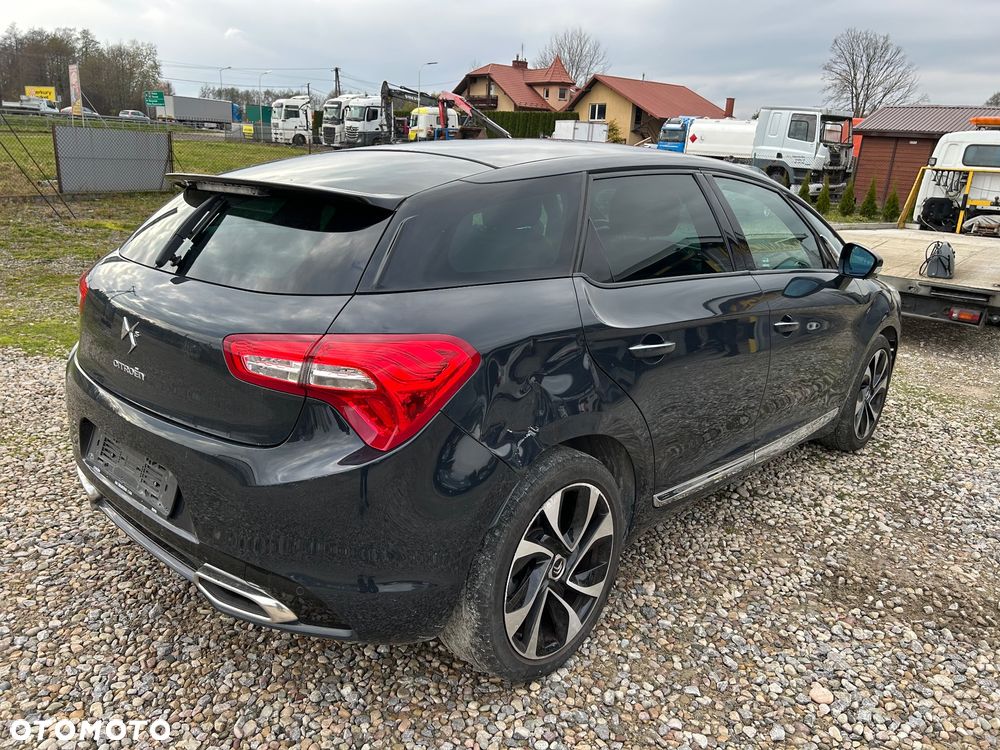 Citroën DS5 HDi 165 Business - 17