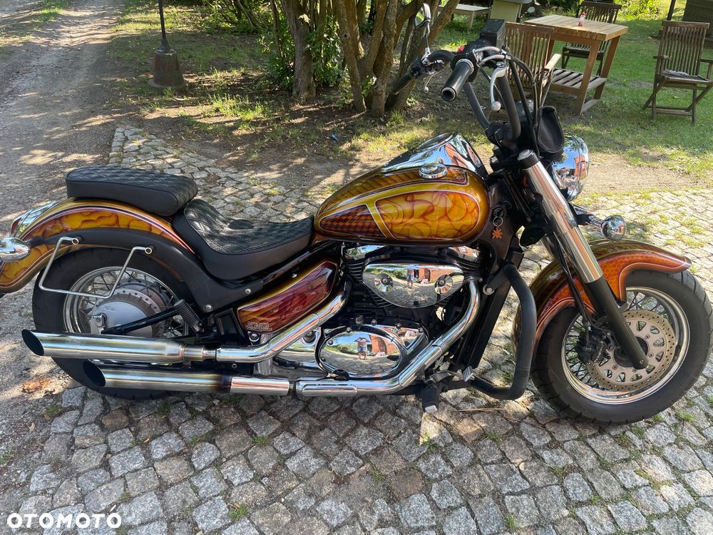 Suzuki VL 800 Volusia - 1