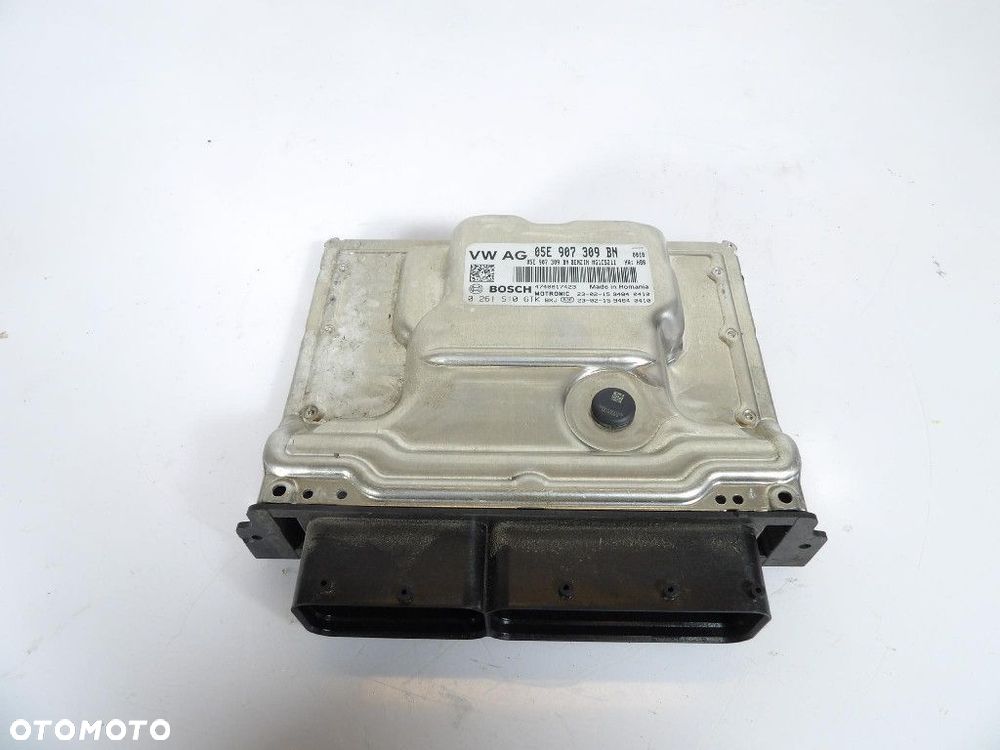 SKODA SCALA 1.5TSI STEROWNIK SILNIKA 05E907309BN - 1