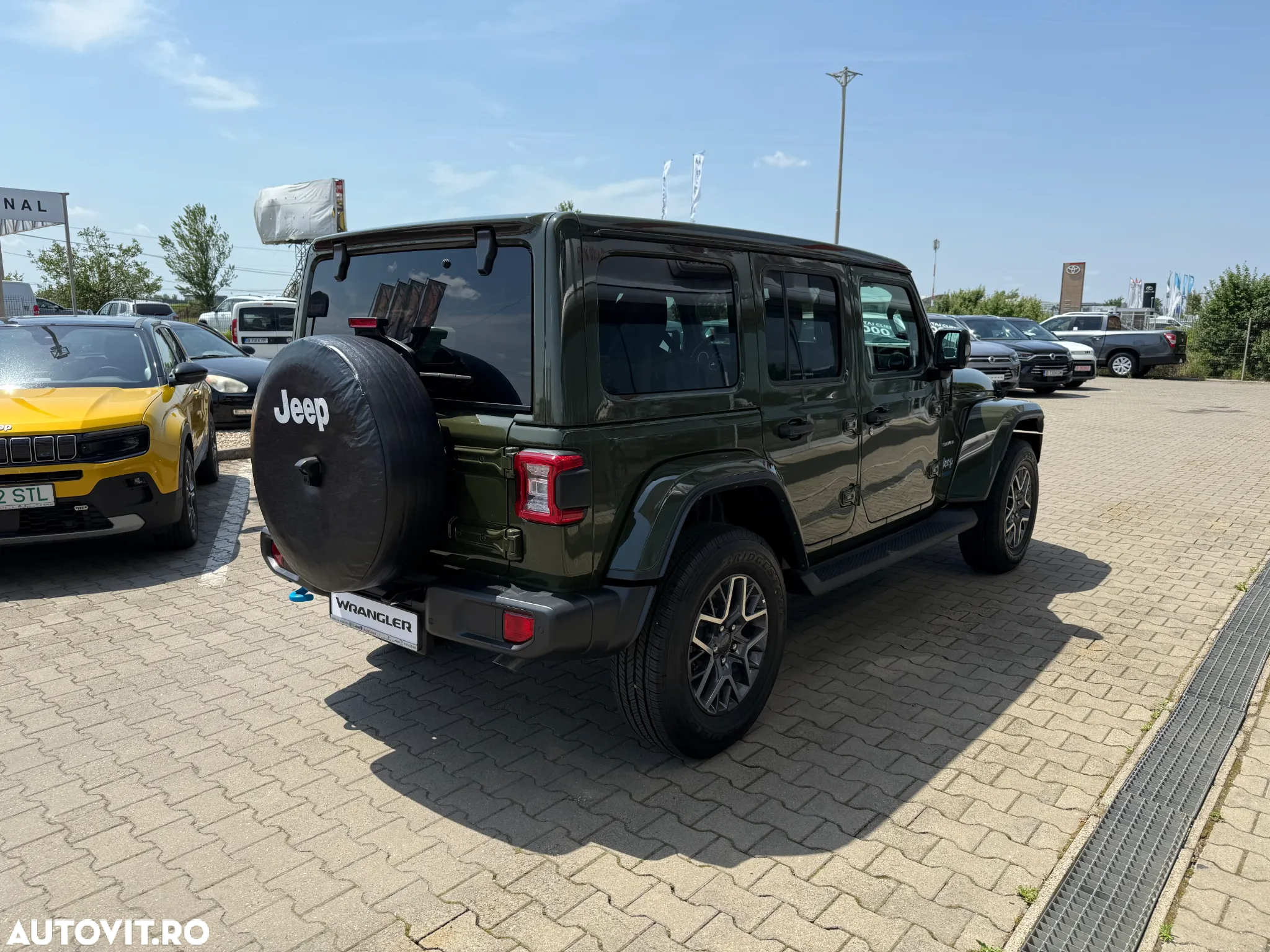 Jeep Wrangler Unlimited 2.0 4xe Plug-In Hybrid Softtop Sahara - 26