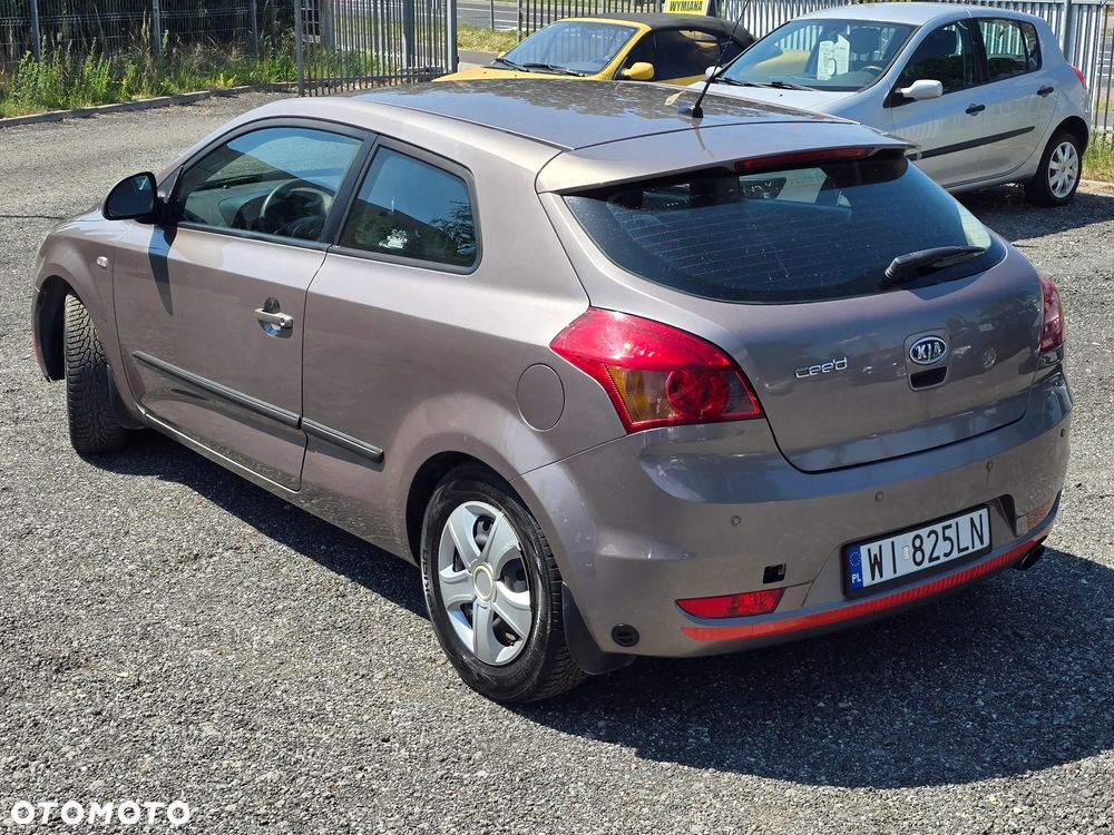 Kia Ceed 1.6 CVVT EX - 4