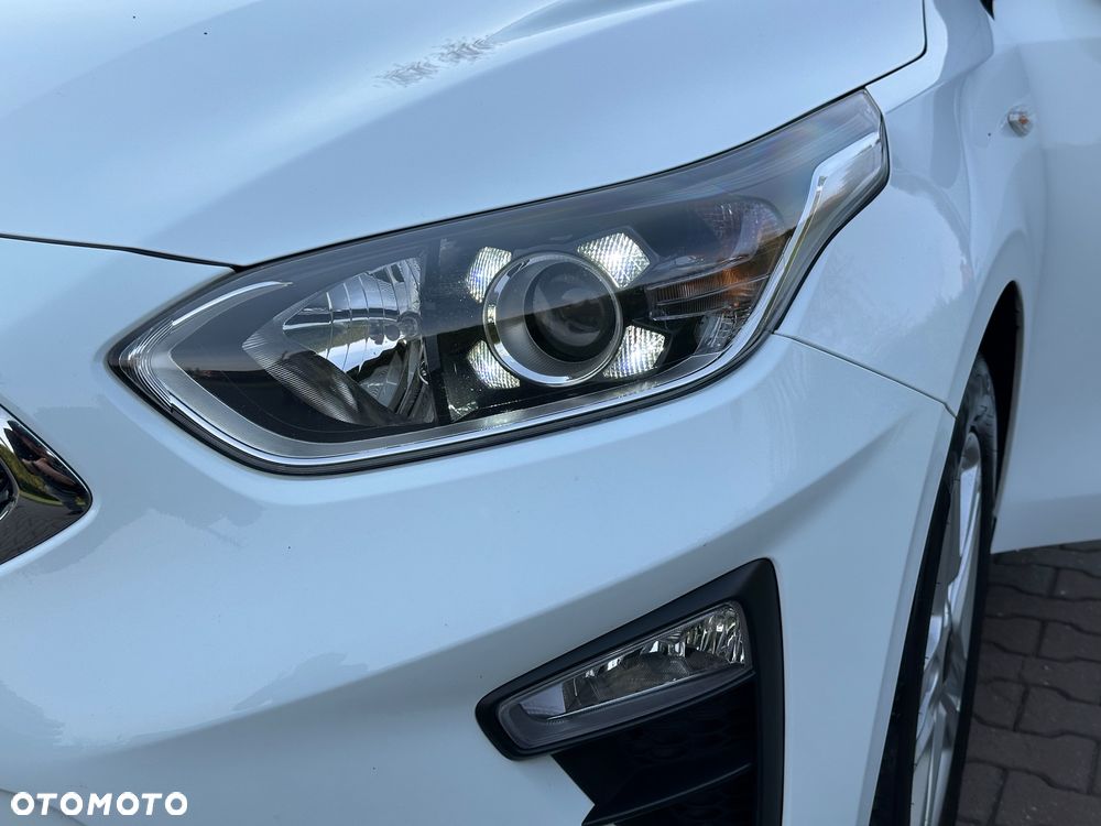 Kia Ceed 1.4 L Business Line Plus - 12