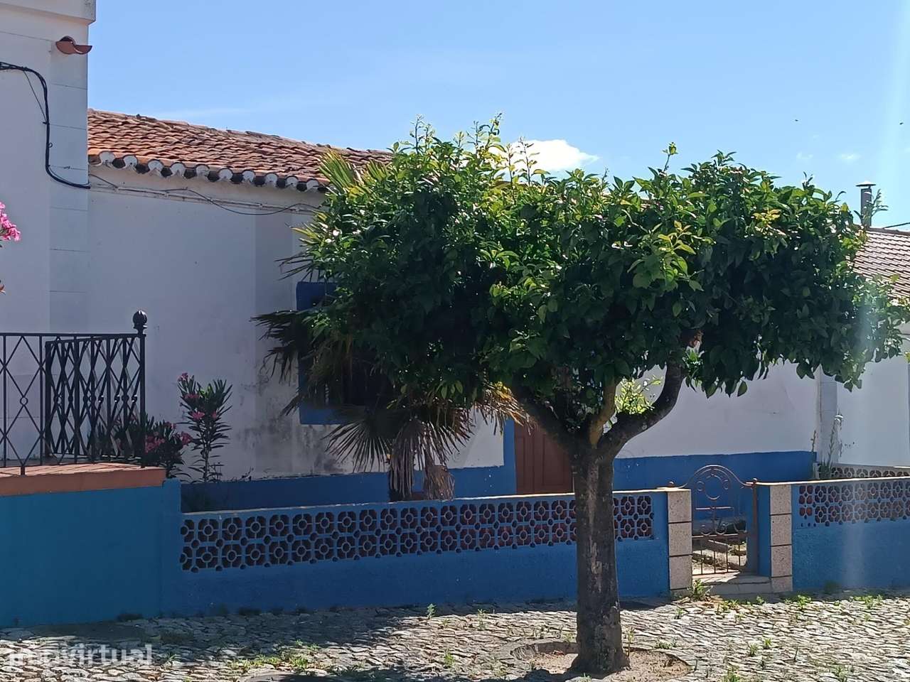 MORADIA TÉRREA  ALDEIA PEDRÓGÃO DO ALENTEJO COM QUINTAL - Grande imagem: 2/13