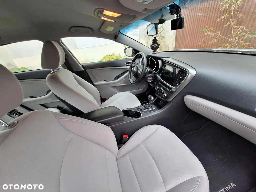 Kia Optima - 10