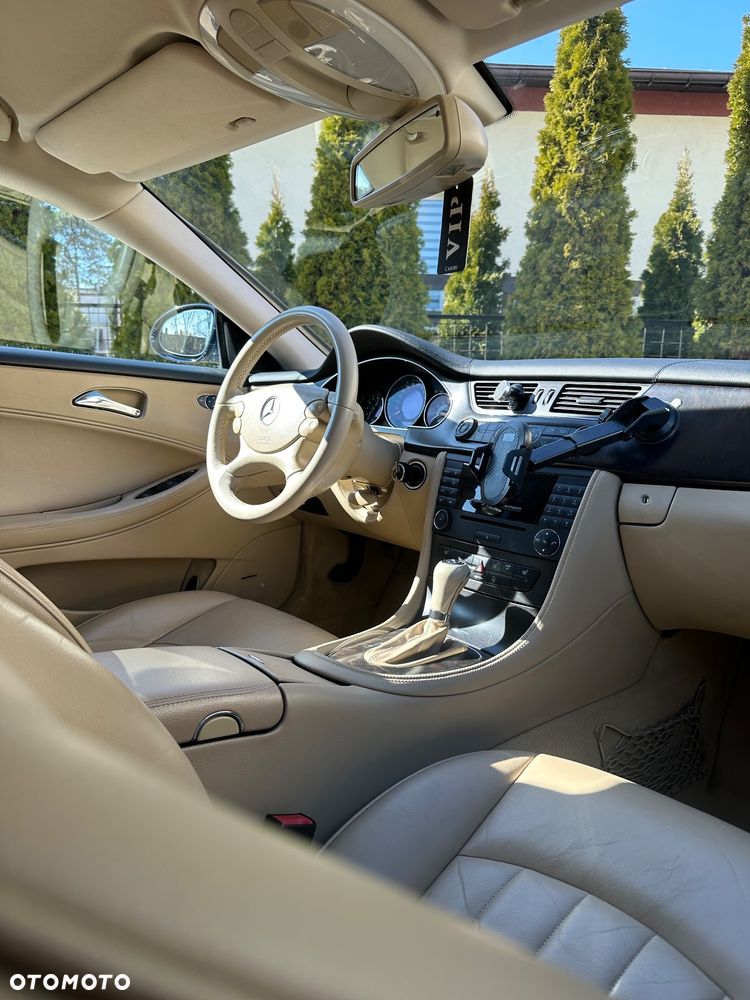 Mercedes-Benz CLS - 11
