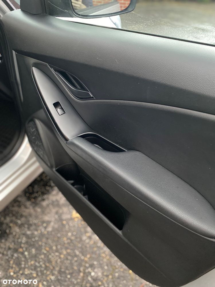 Hyundai ix20 1.4 Blue Classic - 24