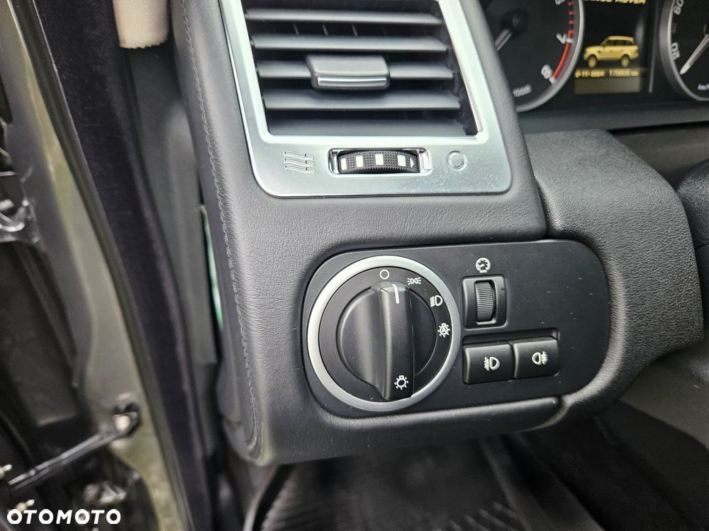 Land Rover Range Rover Sport - 21