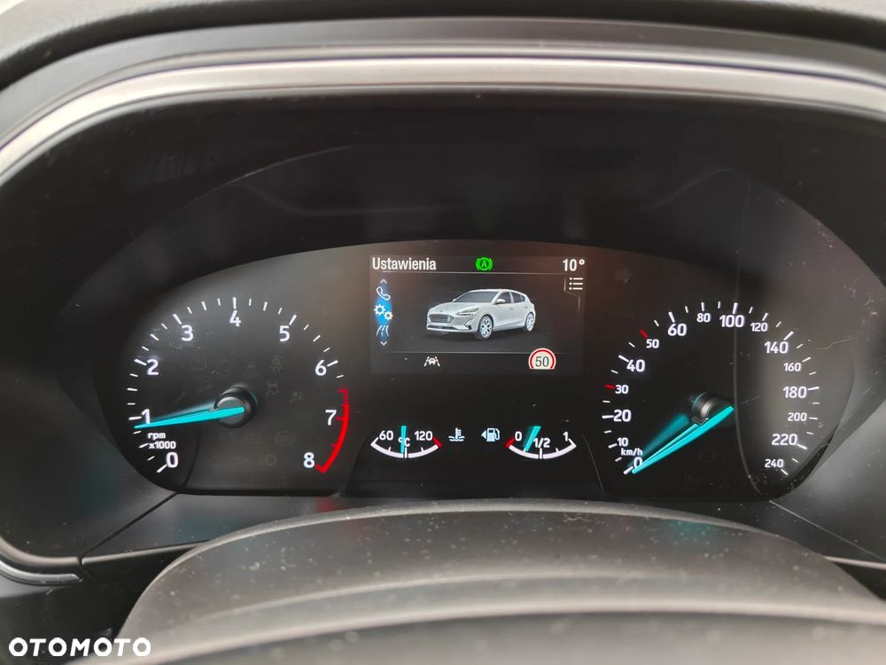 Ford Focus 1.0 EcoBoost Trend - 25