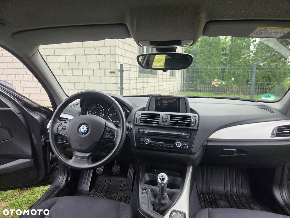 BMW Seria 1 116d DPF - 11