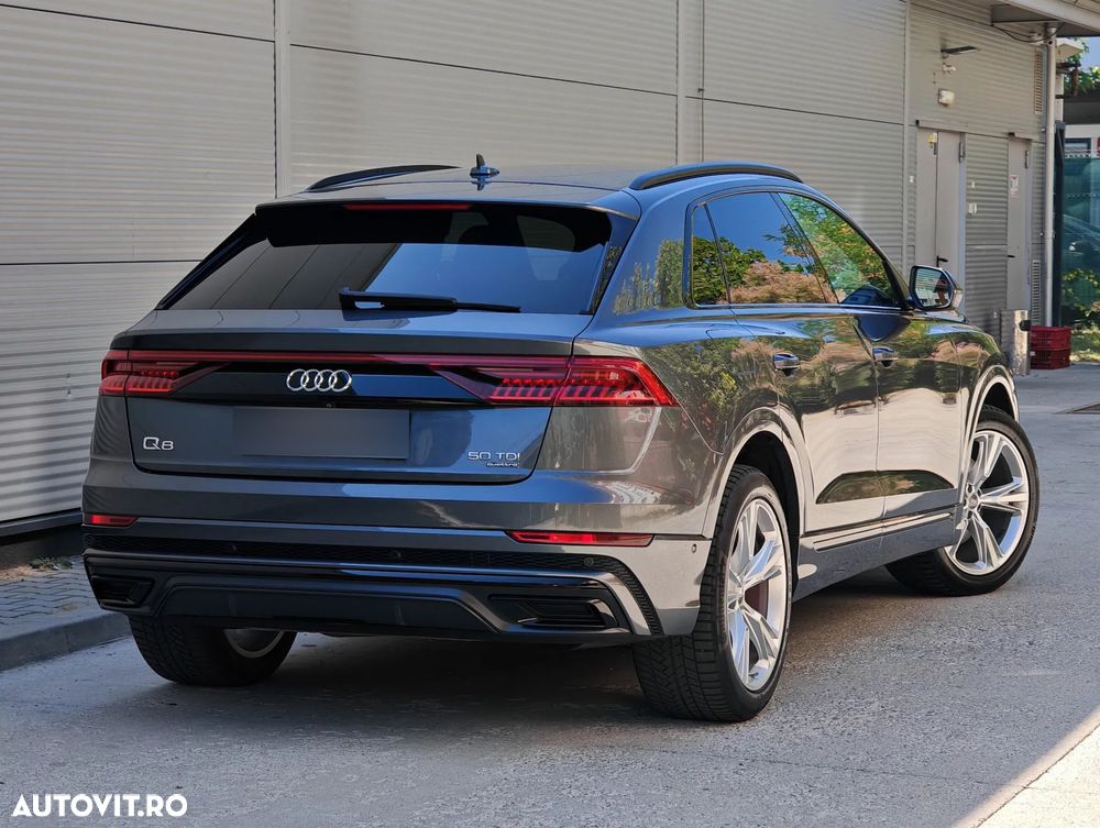 Audi Q8 - 6