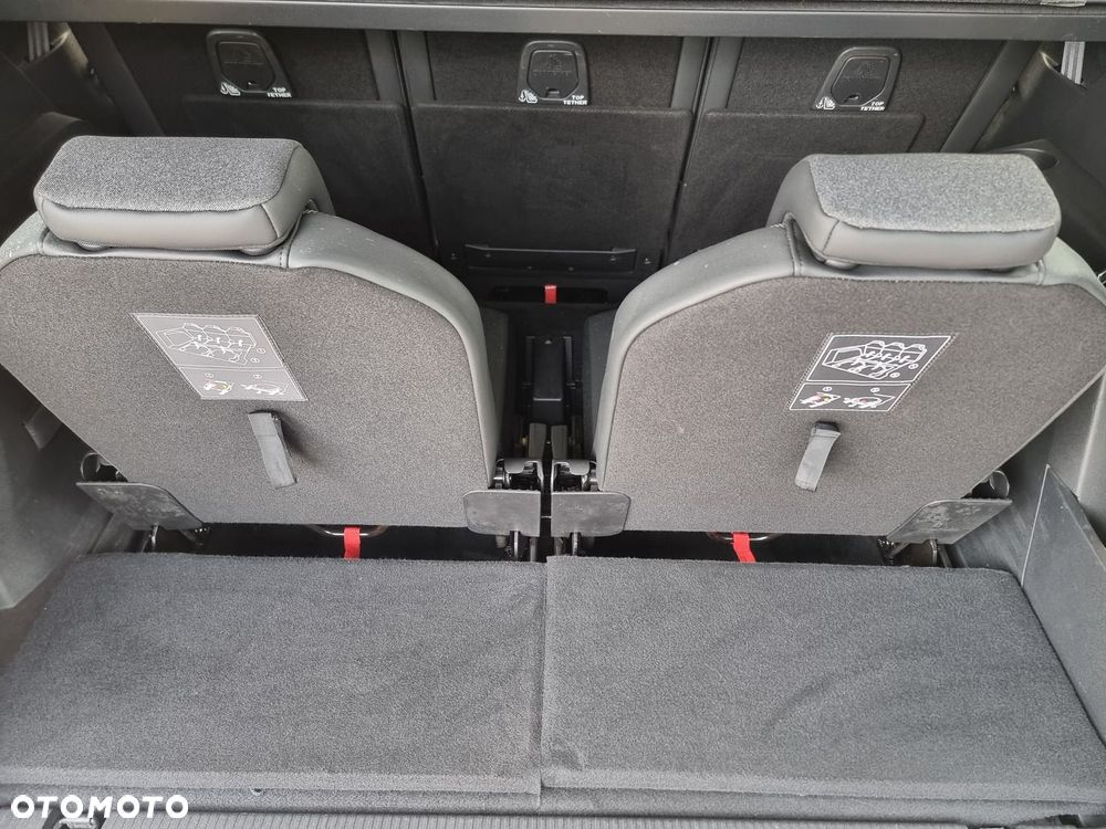 Peugeot 5008 1.2 PureTech Allure S&S - 27