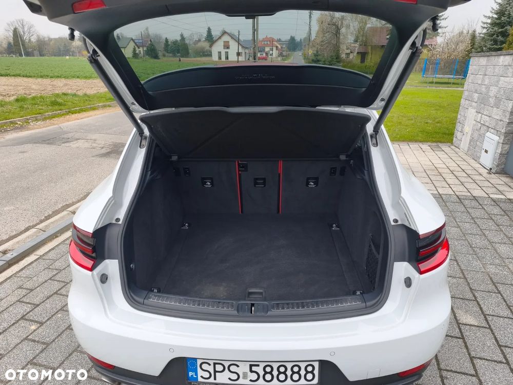 Porsche Macan - 8