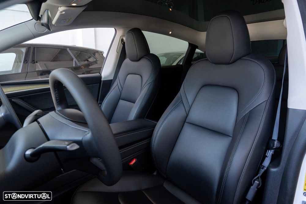 Tesla Model Y RWD - 15