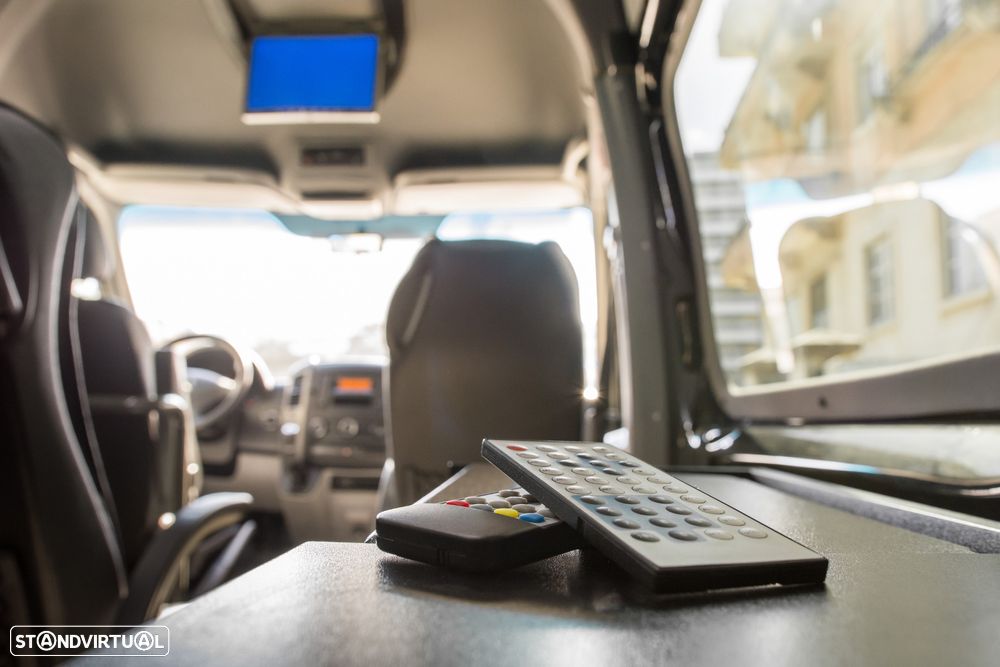 Mercedes-Benz Sprinter - 33