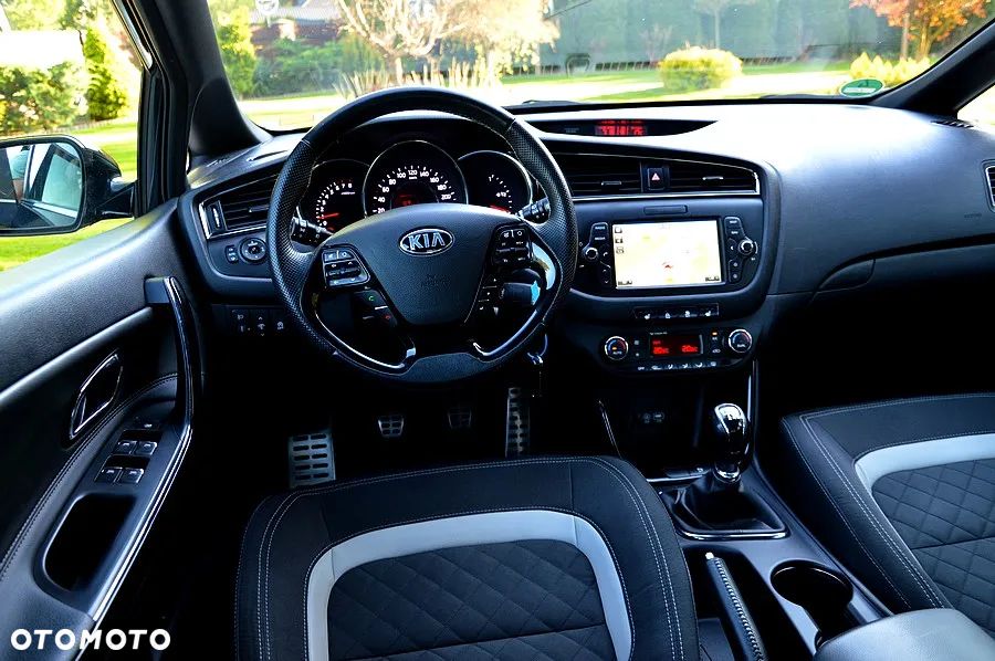 Kia Ceed 1.0 T-GDI Business Line Plus - 29