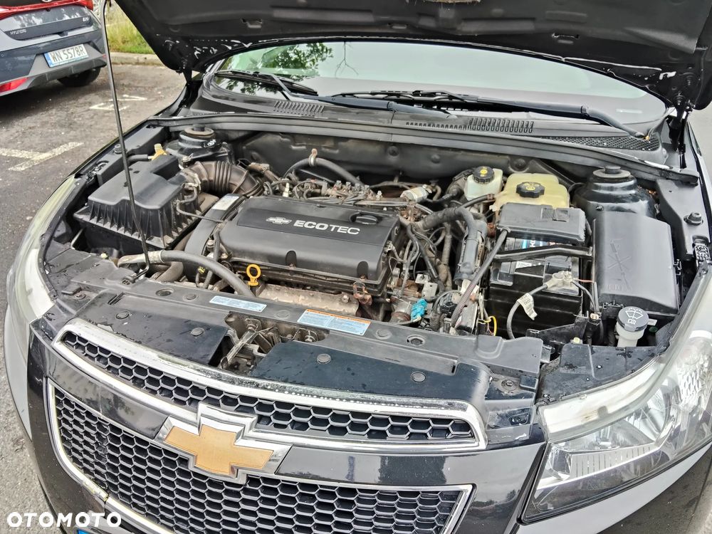 Chevrolet Cruze 1.8 LT - 11