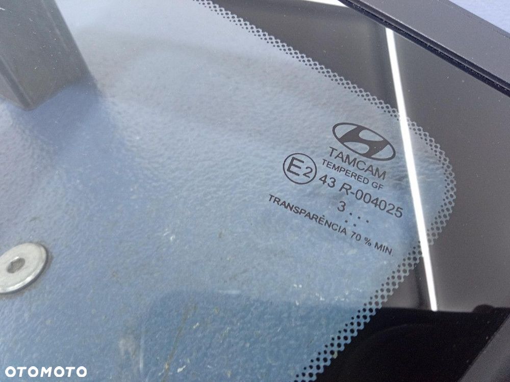 HYUNDAI BAYON SZYBA KAROSERYJNA LEWA TYŁ 87810Q0710 - 4